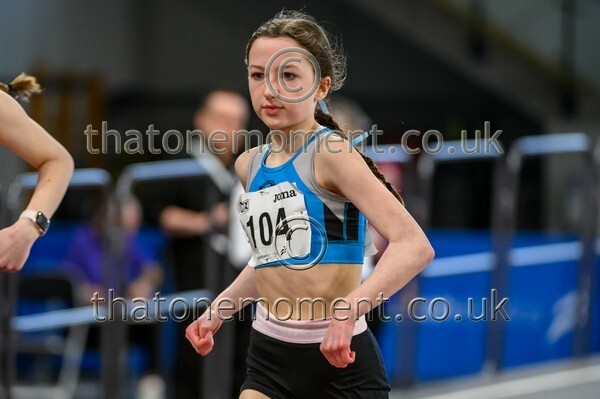 Age26SUN-927625 - Track Female