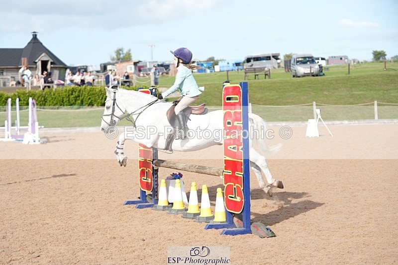 260926-153646-01267 - Cls 13 70cm Speed Derby