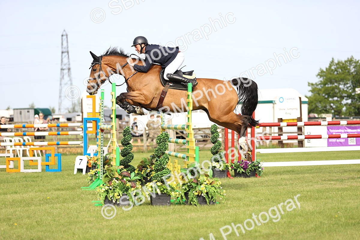 SBM_01157 - Class 200 - Martin Grant Homes Welcome Stakes 1.25m Open