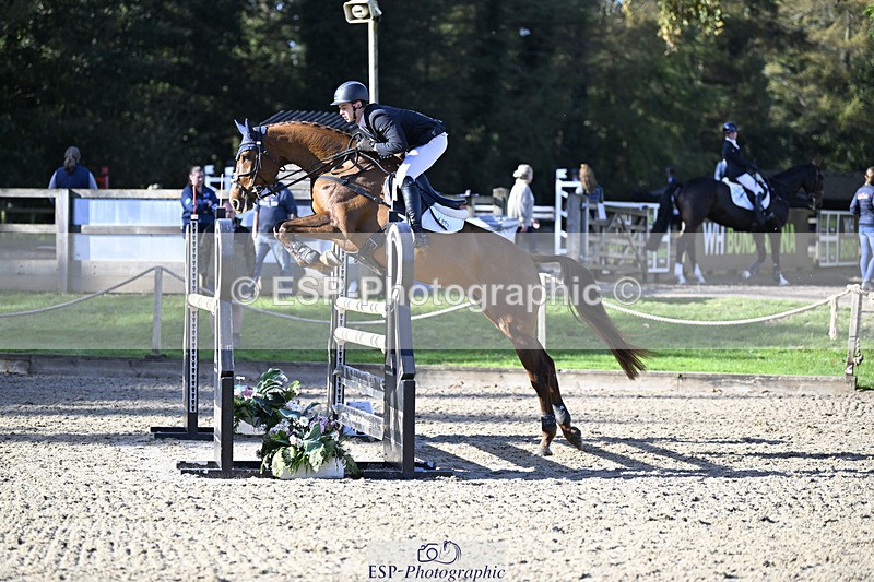 241026-114625-12583 - 017-Louis.Pern-CLASSICTOP.MISS.VIVIENNE