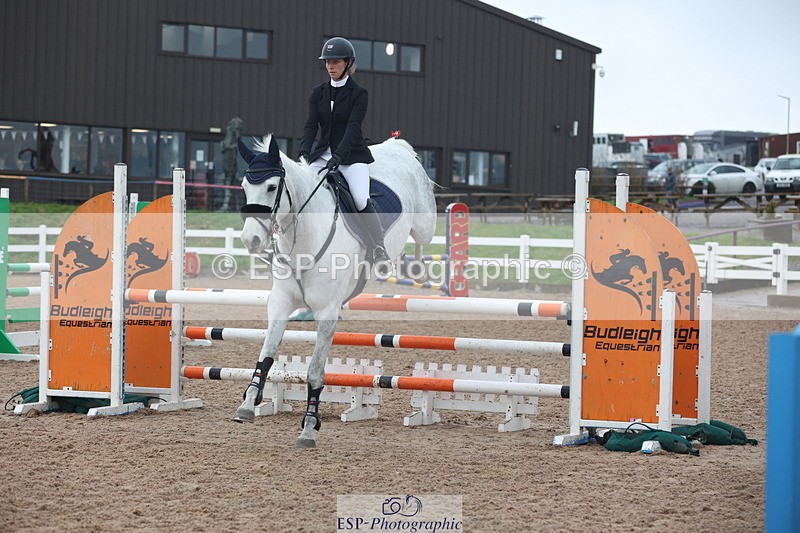 231112A-100424-03185 - Cls 17 Blue Chip Novice Winter Qualifier