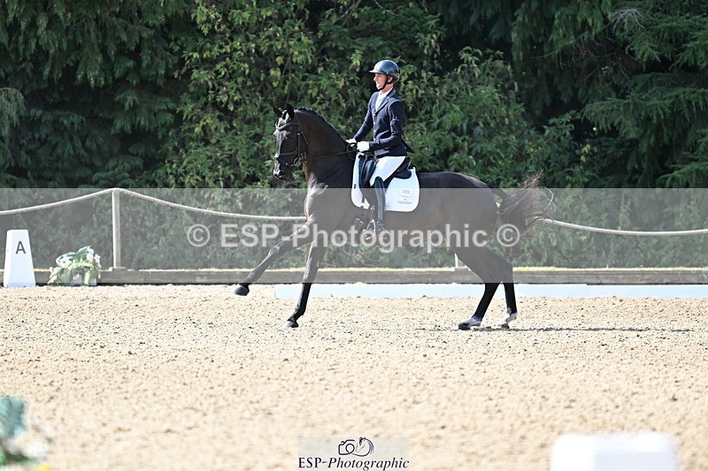 250810A-102733-05156 - 009-Ben.JamesClapton.Banks.Primadonna