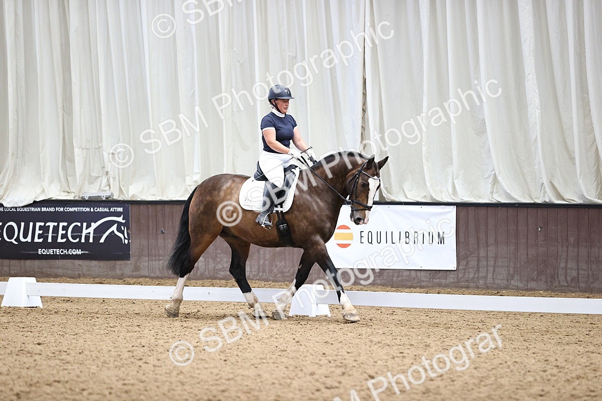 SBM_002036 - Novice 4 - 11.15-13.22