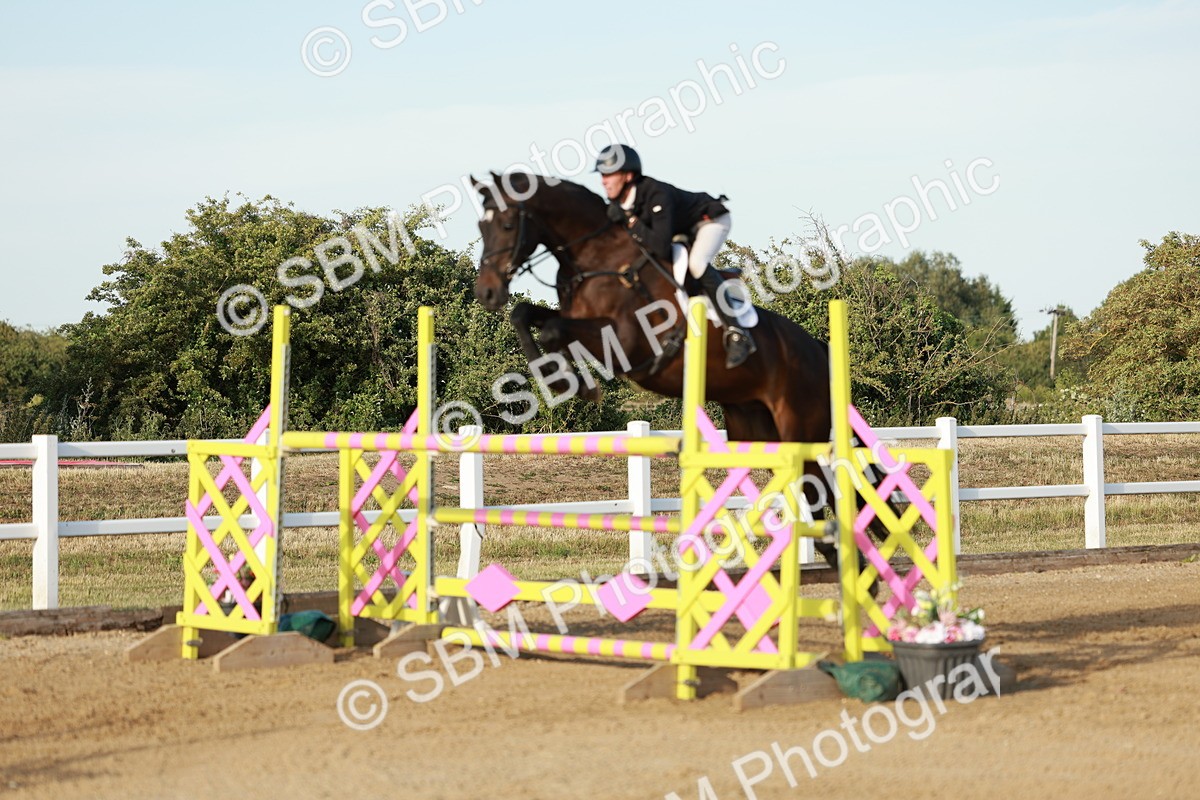 SBM_008944 - Class 6 - National 1.30m 1.40m Open Handicap