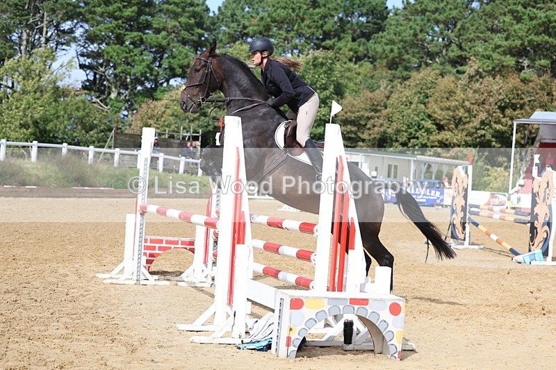 3E7A9650 - Class 10: Senior 95cm open