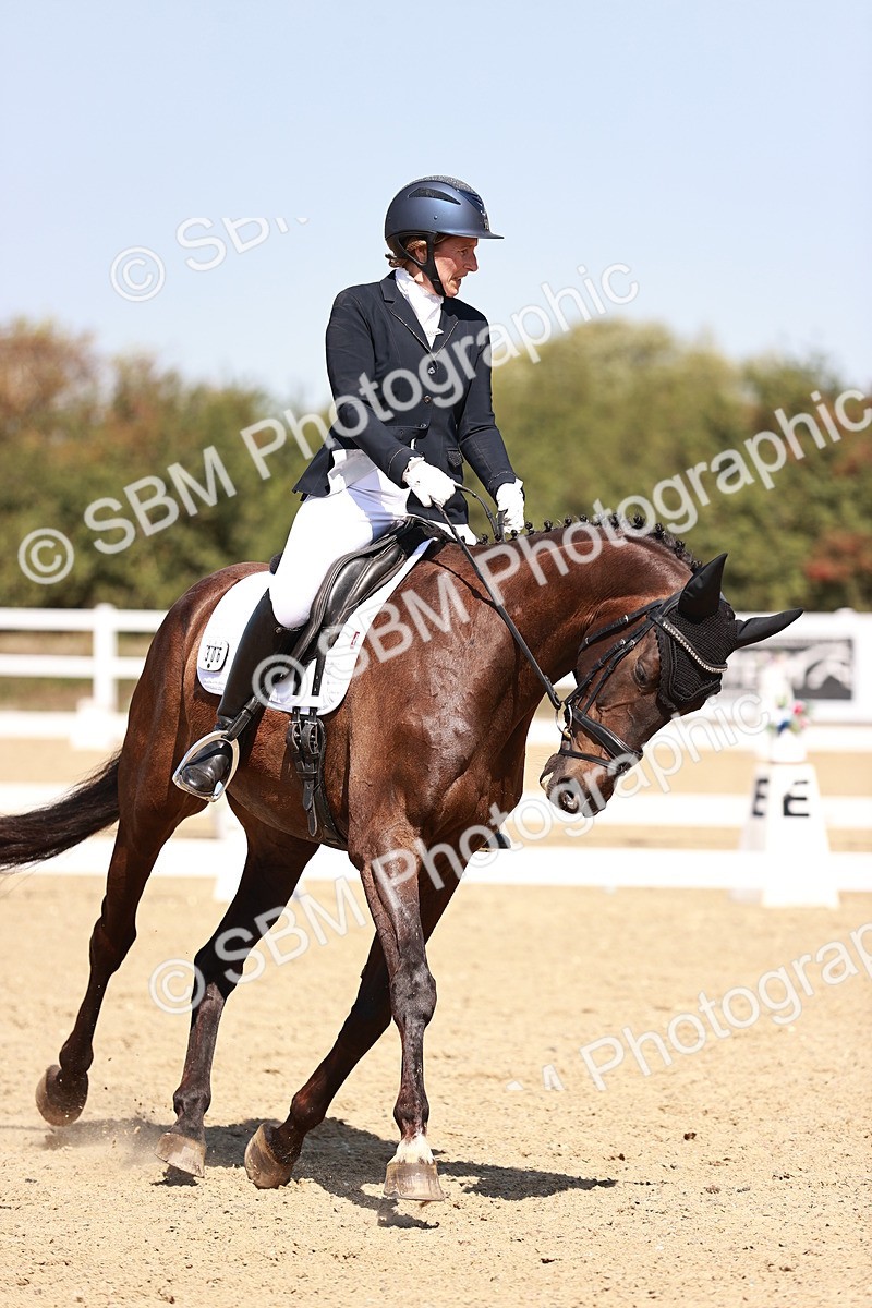 SBM_004923 - Class 12 - Novice 5 - 12.02-12.44