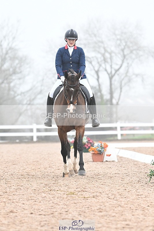 240217A-095740-00667 - 207-Charlotte.Dicker-Time.to.Fly.II