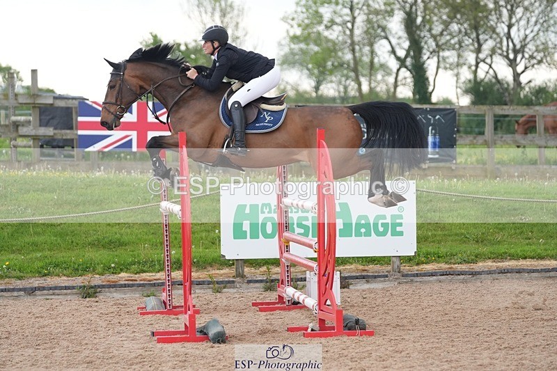 260508-095433-04738 - Cls 12 Snr Foxhunter