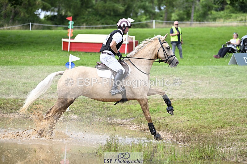 240804-154156-18365 - 674-Rupert_Batting-SSF_GOLDEN_PRINCESS