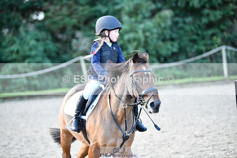 251004A-094210-00229 - Classes 1-2-3 40cm