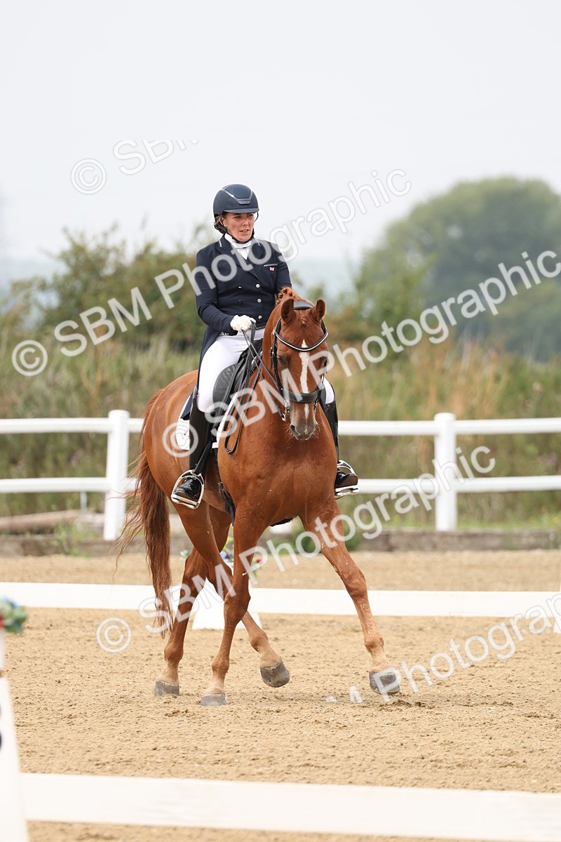 SBM_007033 - Class 9 - FEI INT I - 13.37-14.33