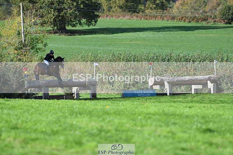 251024A-131413-11949 - B-160-Phoebe.Woods