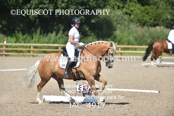 JAC_4917 - CLASS 5 / 6  NOVICE Tests 4 / 6