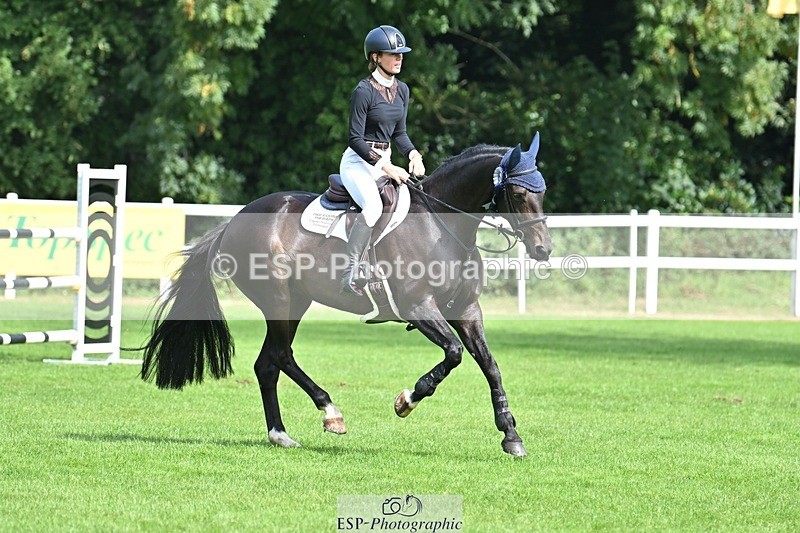 230909-124411-05525 - Cls 11 Snr Foxhunter & 1.20m Open