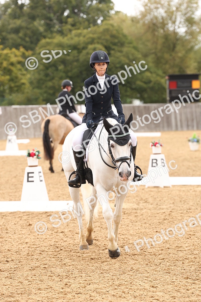 SBM_44067 - D6 - Small Tour Championship Intro 4