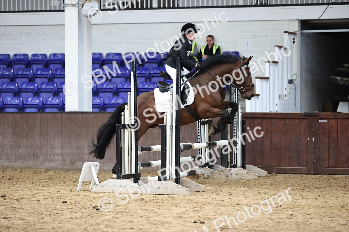 SBM_001816 - Class 5 - Henlow Veterinary Hospital 70cm