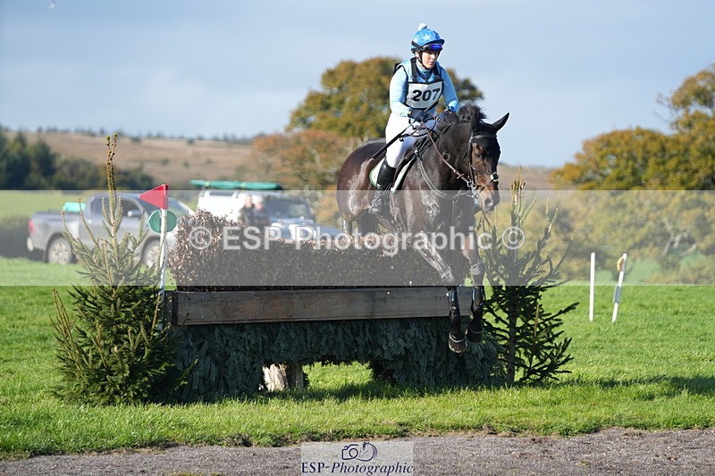 251024A-144143-12890 - C-207-Alice.Dunsdon