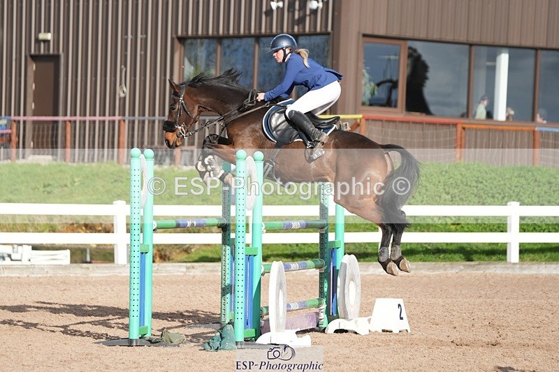 251108-132227-02710 - Cls 13 Foxhunter and 1.20m Open