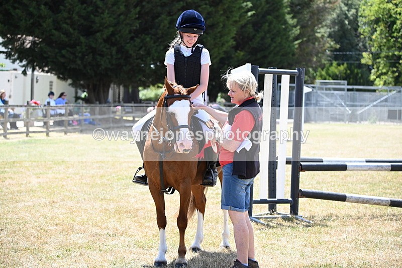 WJ6_6033 - Class 13 Novice 60cm