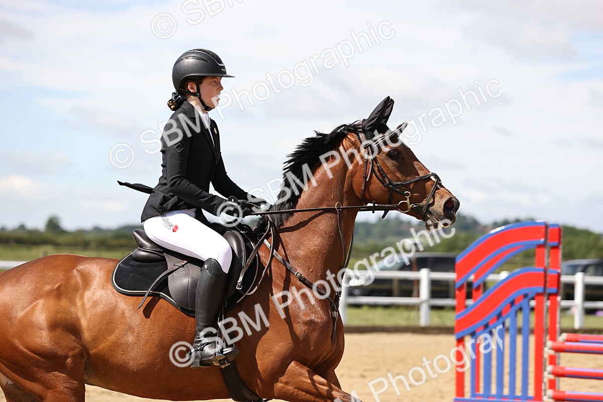 SBM_002147 - Class 9 - Senior British Novice - 90cm