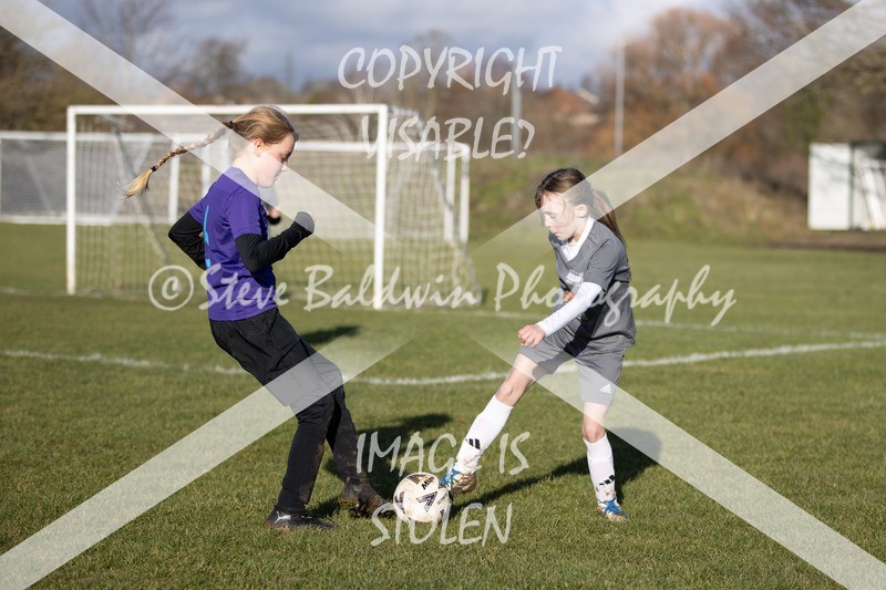 1DX31456 - 2026-01-17 FC Abbey Meads U9 Purple Girls V Develop FC U9 Girls