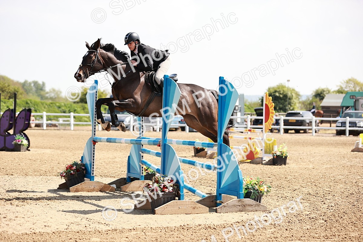  - Class 23 - Senior 1.05m