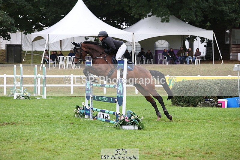 250830A-150524-07200 - Cls 16 Snr Newcomers and 1.10m Open