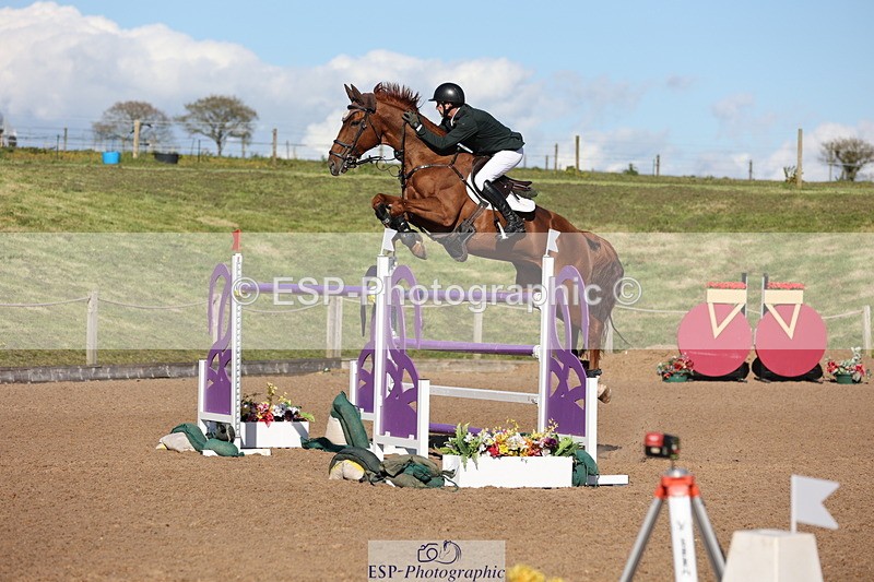 240419A-170439-09585 - Cls 10, 2 Star Big Tour 145cm  Break to End