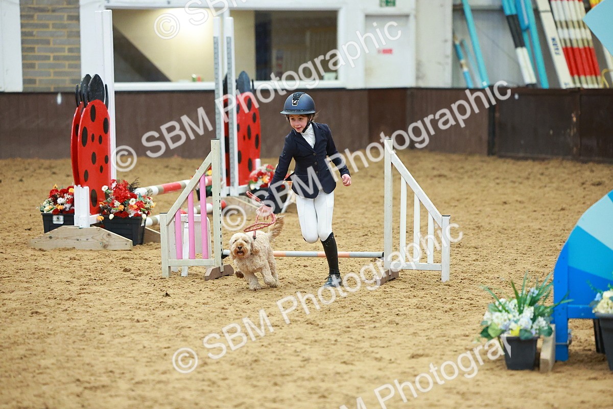 SBM_002502 - Class 3 - Horse & Hound (60cm)