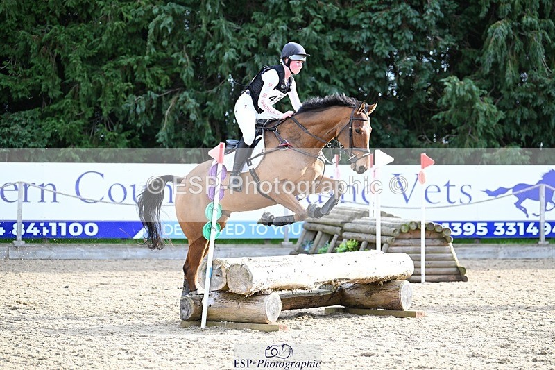 241117-111754-03489 - Cls 2 80-85cm 10.20 to 11.20