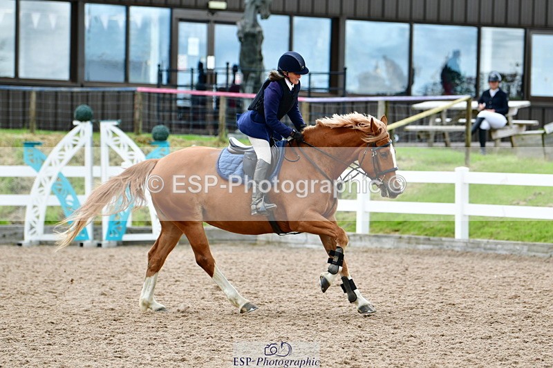 240526A-124605-08100 - Cls 33 95cm National Am Qualifier