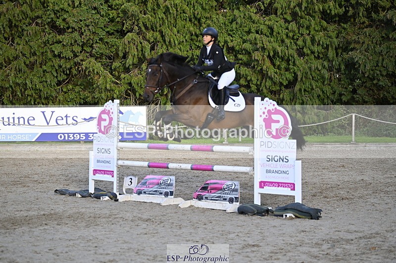 251005A-173424-05393 - Cls 11 Open 1m-1.05m