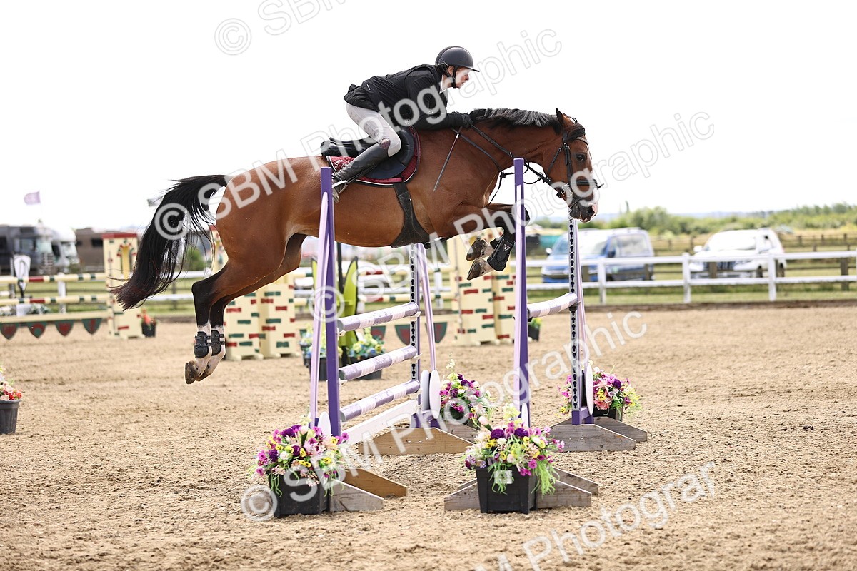 SBM_003648 - Class 22 - Senior Foxhunter 1.20m