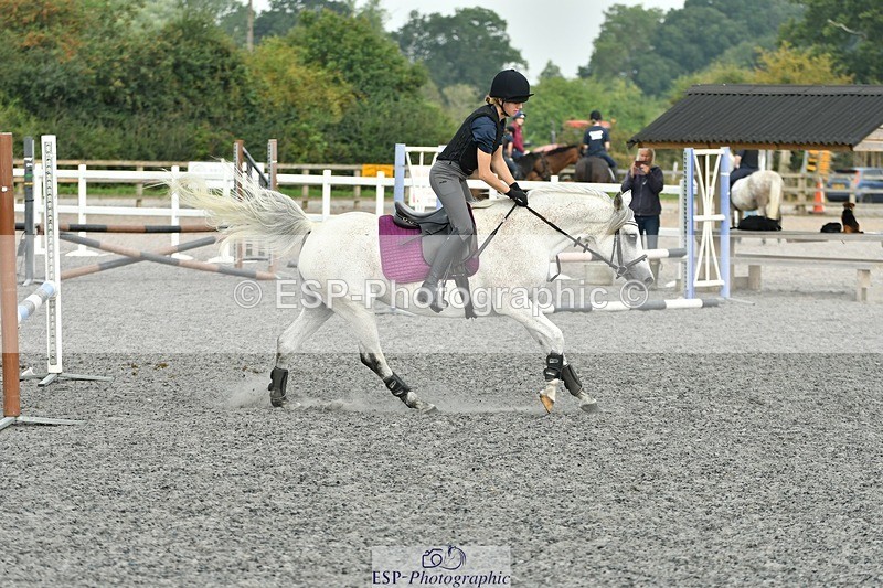 230817-092152-00156 - Theo's 1st Group - Arena