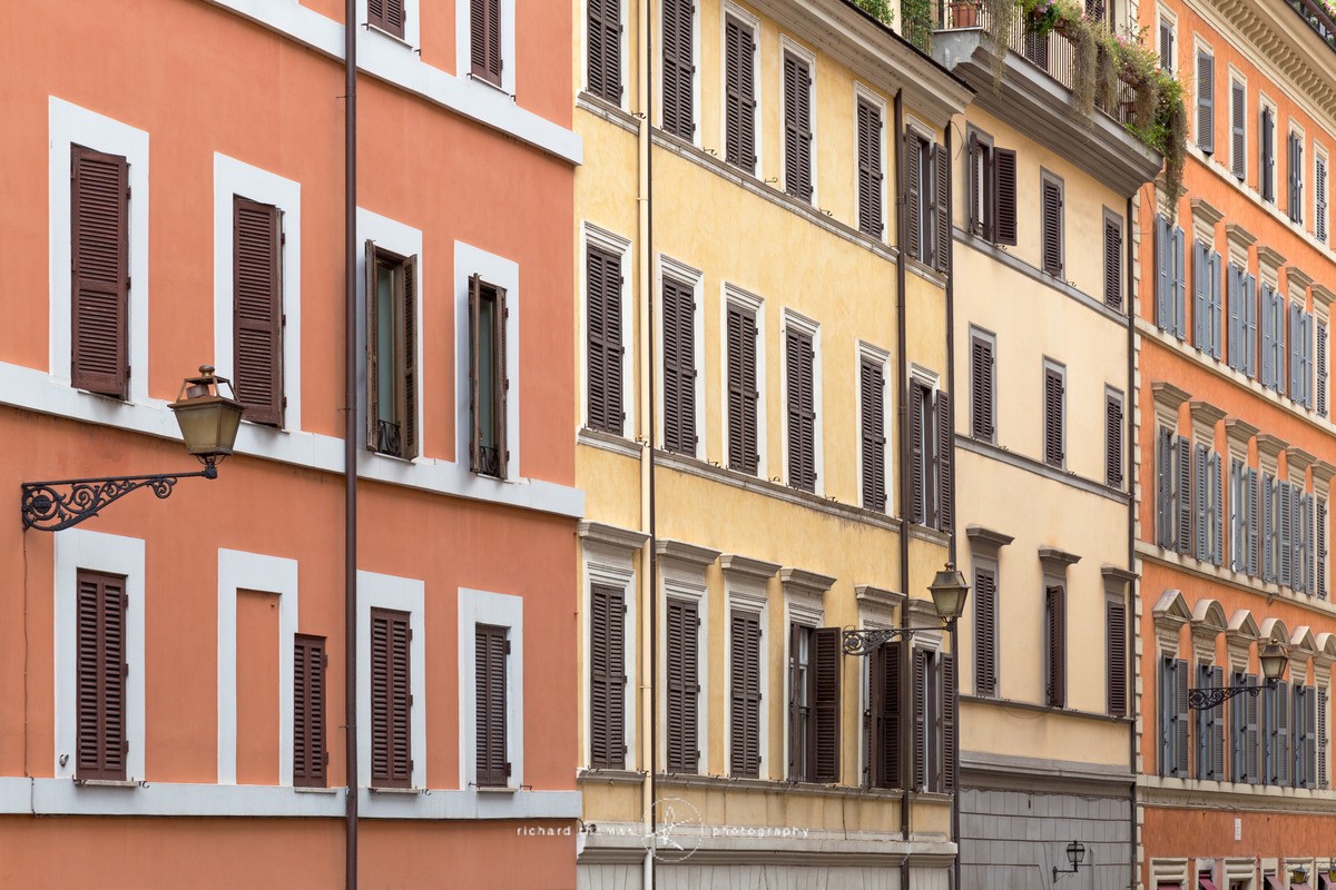 Oranges and Lemons - Roman Walls