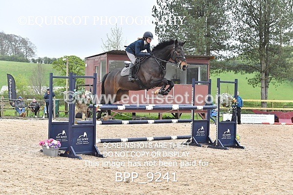 BPP_9241 - CLASS 30 SUN Senior Newcomers/ 1.10m Open