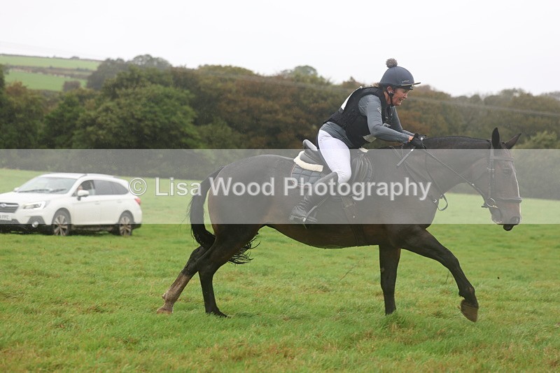 3E7A1951 - Class 4: 80cm: Box