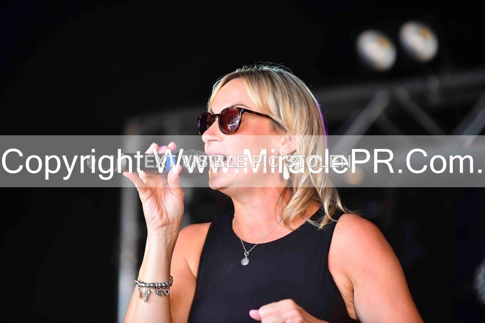 SH4_0740 - Lisa Winwood