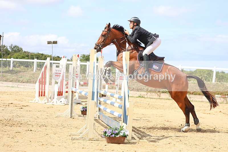3E7A3785 - Class 4: Senior British Novice/90cm open