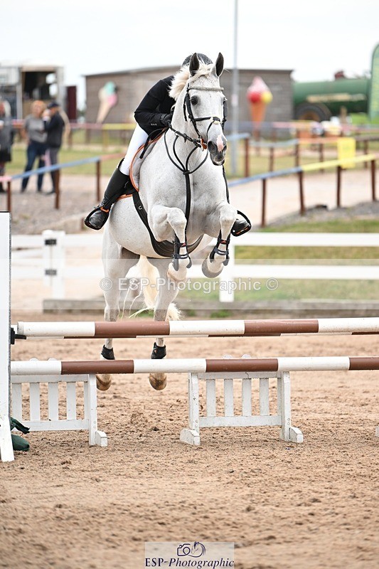 250727-093257-08840 - Cls 31 British Novice and 90cm