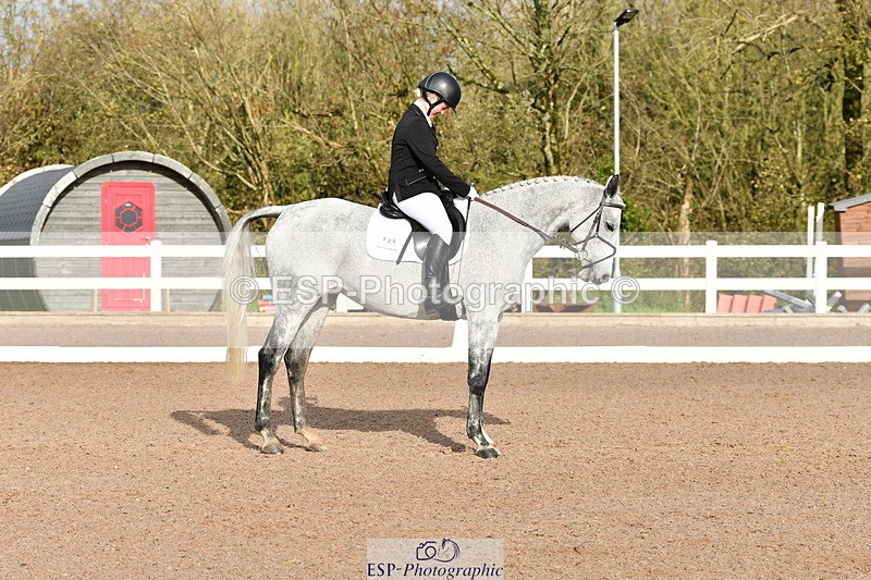 231104A-105611-00182 - Cls 4 Novice 22