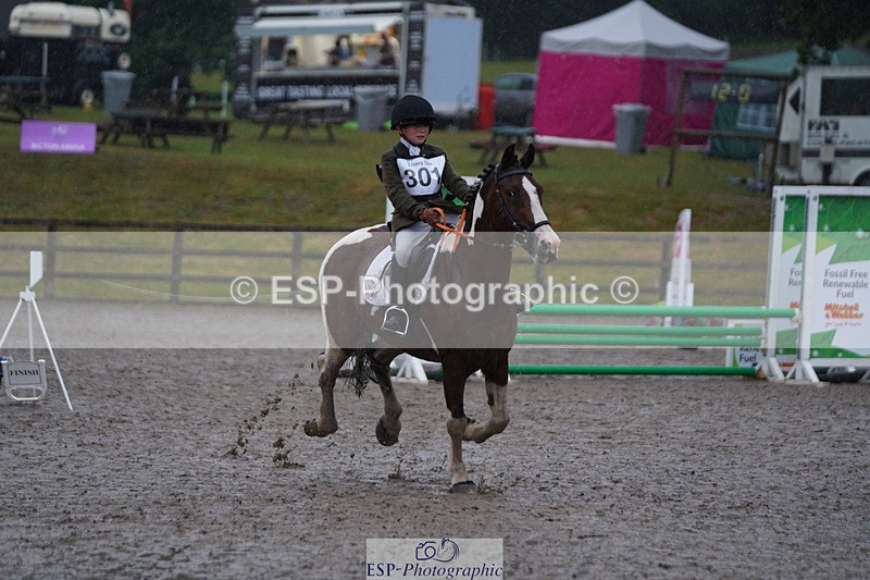 240824X-081726-20088 - 70cm Round 1 8.30 to 9.30