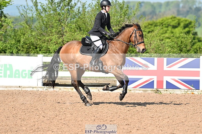 240509A-100031-00320 - Cls 1 British Novice and 90cm Open