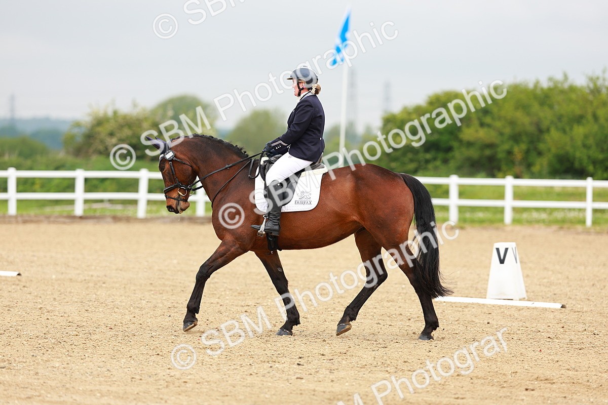SBM_004645 - Class 15 - Novice 5