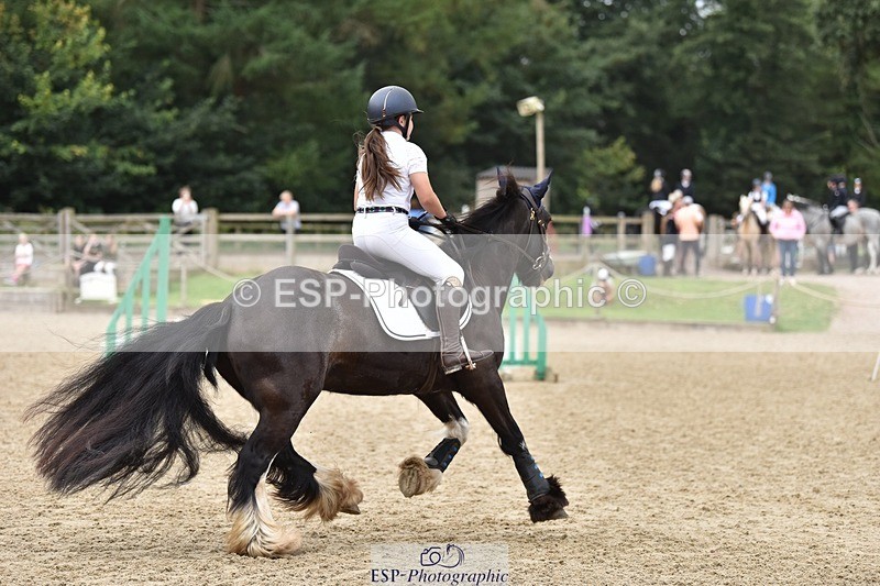 240802-101826-00787 - 70cm Round 1