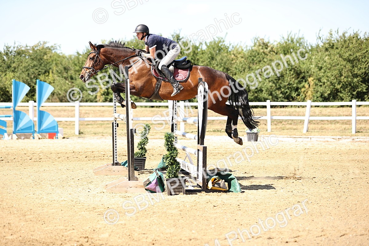 SBM_015082 - Class 16 - Senior foxhunter - 1.20m Open