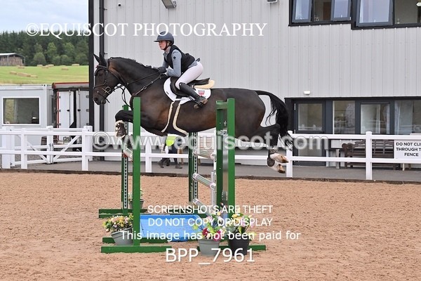 BPP_7961 - CLASS 17 FRI The Farriers Challenge Senior 1.15m Open Inc 1.15m Members Cup