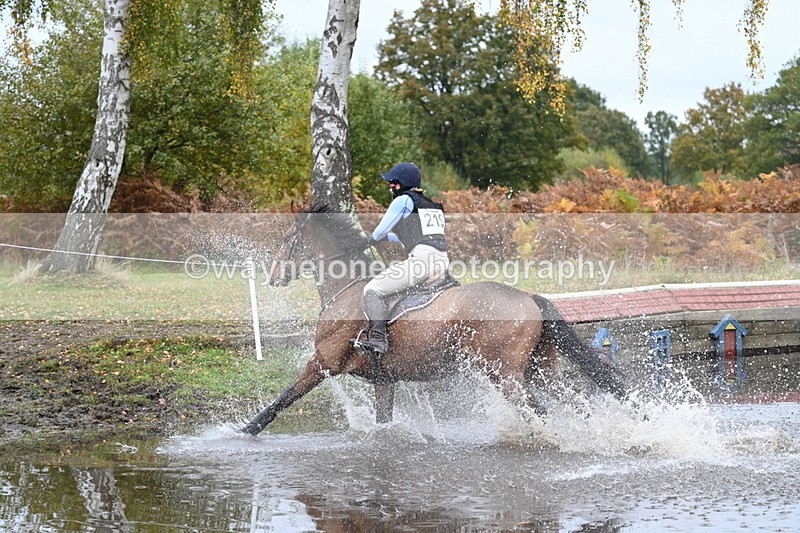 WJ7_3063 - 90cm Cam 2 Water Time 13:29 to 13:47