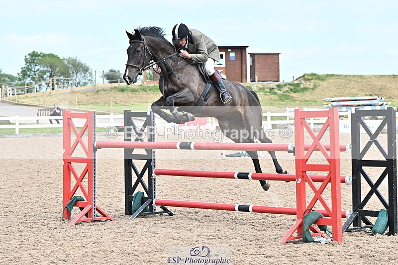 240605A-155238-00986 - Cls 5 Foxhunter and 1.20m Open