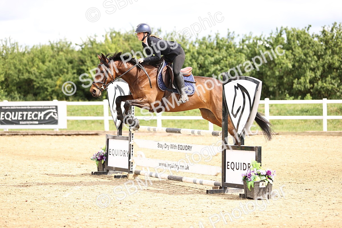 SBM_006235 - Class 16 - Senior British Novice - 90cm